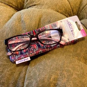 Foster Grant Coloread NWT reading glasses and coordinating case.
